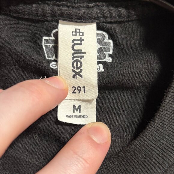 Star Wars The Mandalorian - Mandalorian Helmet Long-Sleeve Tee T-Shirt SZ Medium - Picture 3 of 4